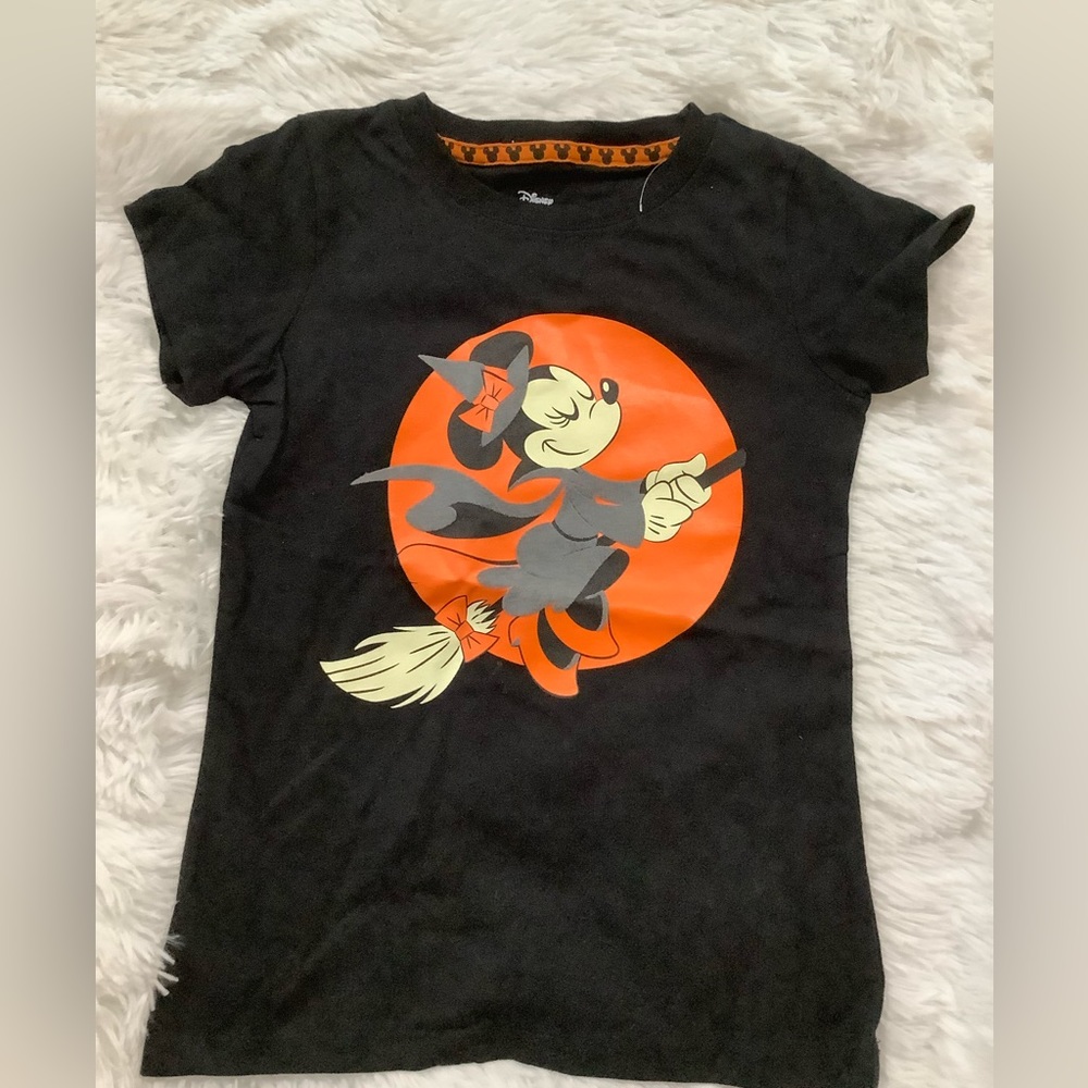 NWT Girl’s size 6/6X Minnie Mouse witch Halloween T-Shirt